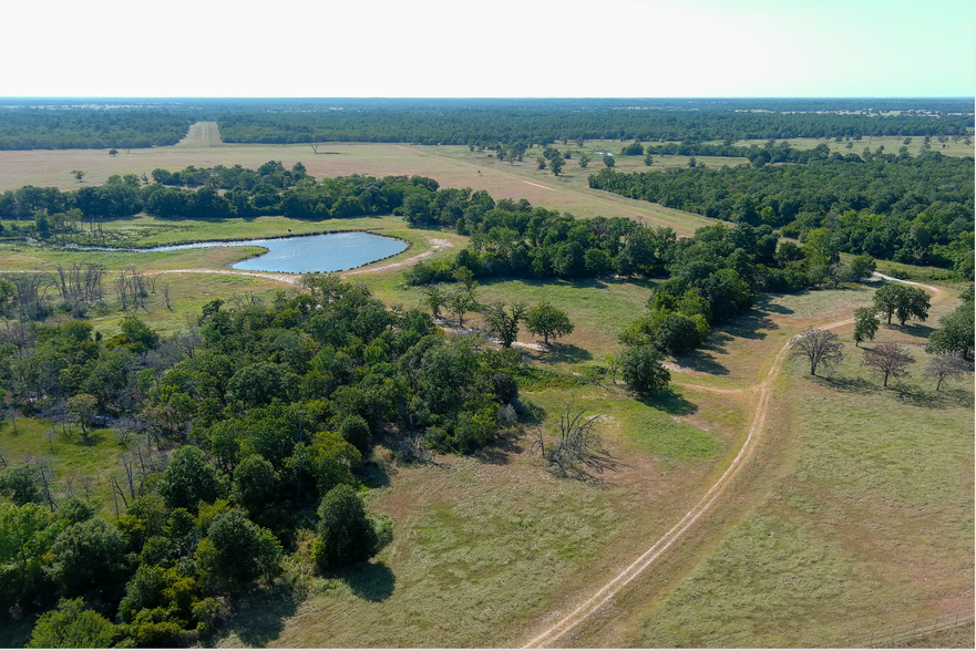 16975 FM 2620 Rd, Bedias, TX 77831 - ±2100 Acre High-Fenced Site in ...