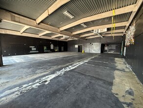 5702 S Staples, Corpus Christi, TX for lease Interior Photo- Image 2 of 2