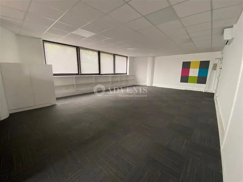 18 Rue Nicolas Appert, Lognes for lease Interior Photo- Image 1 of 11