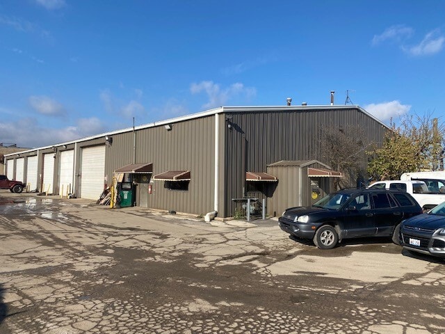 5819 W Ogden Ave, Cicero, IL for lease - Building Photo - Image 3 of 13