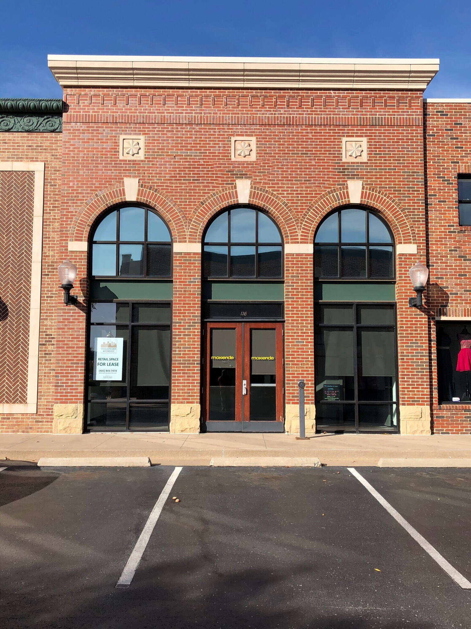 1489 E 15th St, Edmond, OK for lease Building Photo- Image 1 of 1