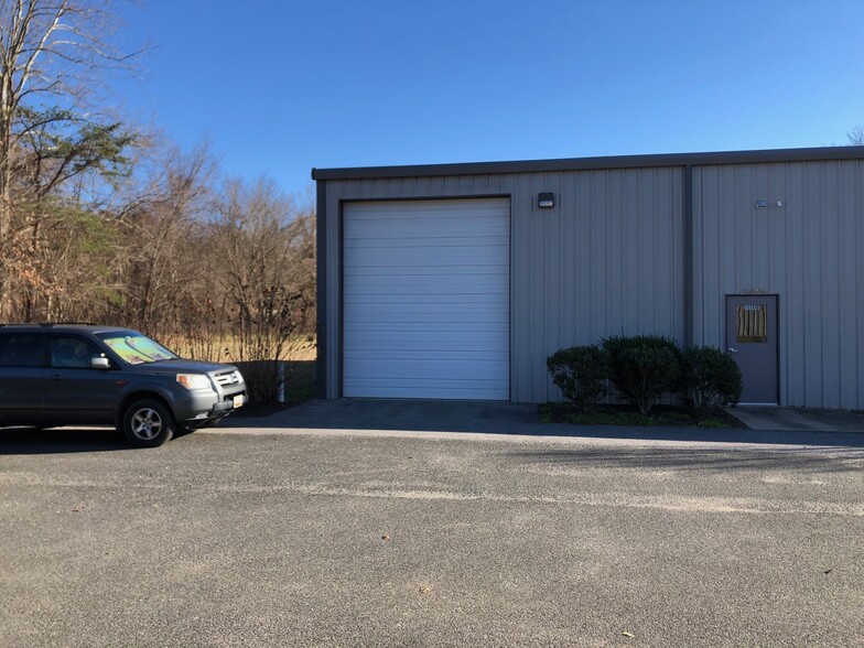 3350 Patuxent River Rd, Davidsonville, MD for sale - Building Photo - Image 1 of 1