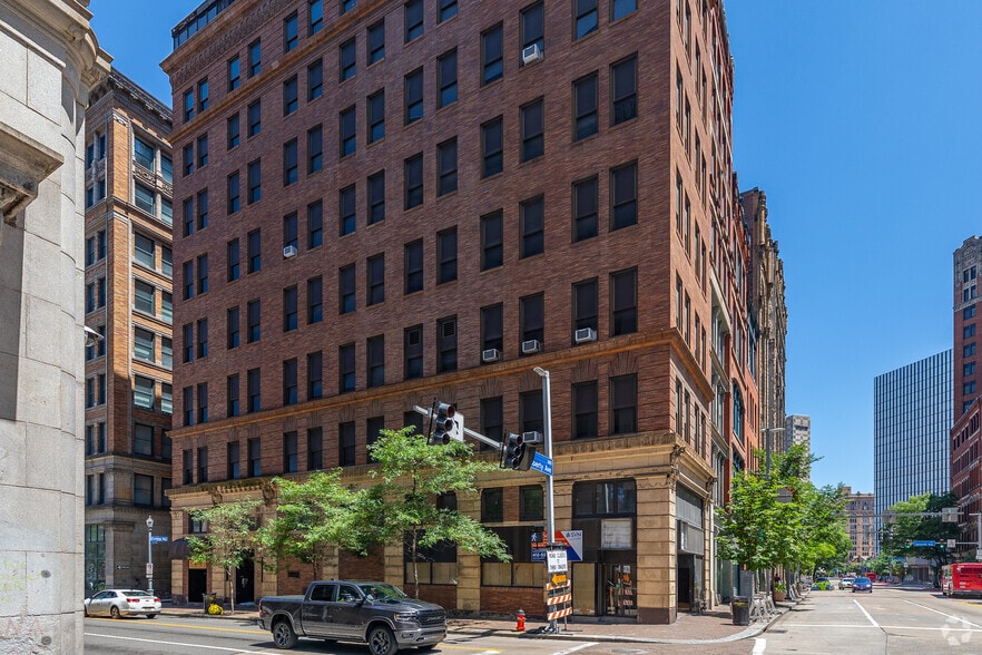 901 Liberty Ave, Pittsburgh, PA for sale - Building Photo - Image 3 of 6