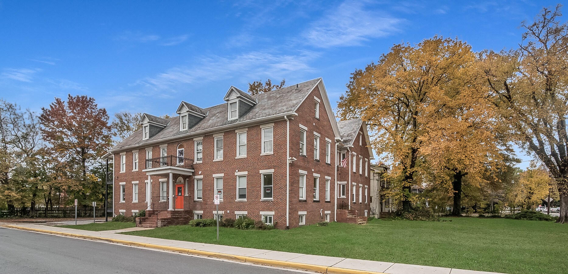 4619 College Ave, College Park, MD 20740