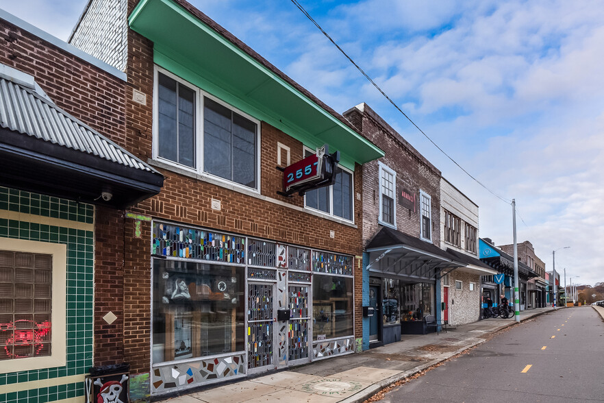 2557 Broad Ave, Memphis, TN for sale - Building Photo - Image 3 of 21