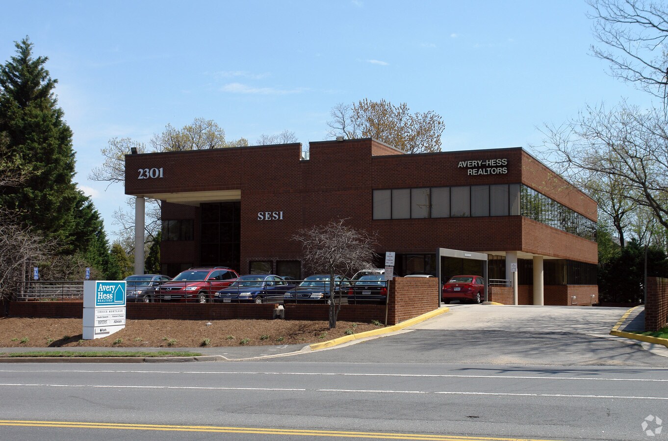 2301 Gallows Rd, Dunn Loring, VA 22027 Property Record