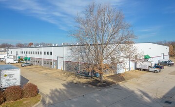 15005 Farm Creek Dr, Woodbridge, VA for lease Building Photo- Image 2 of 14