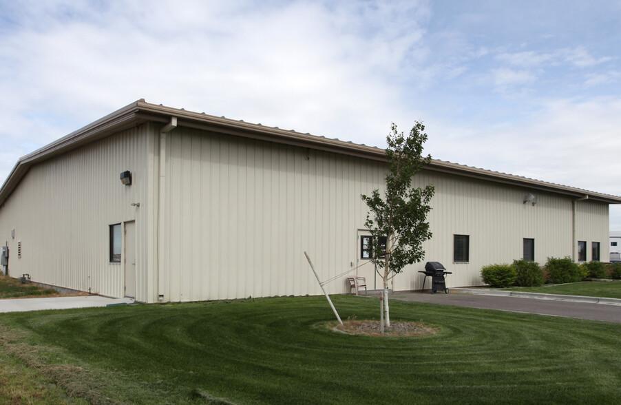 3875 S American Way, Idaho Falls, ID for lease - Building Photo - Image 2 of 7