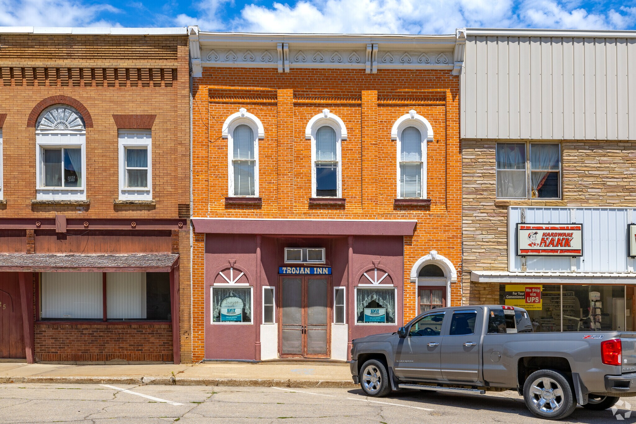 127 E High St, Toledo, IA for sale Primary Photo- Image 1 of 1