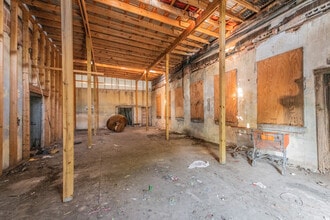 200 Seguin St, San Antonio, TX for lease Interior Photo- Image 1 of 6