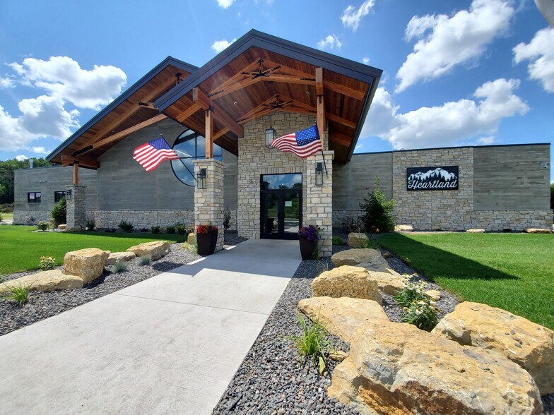 5105 Commercial Dr SW, Rochester, MN 55902