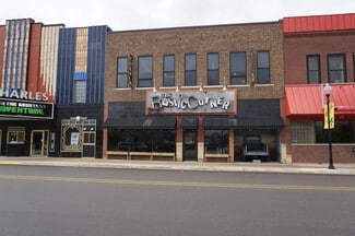 More details for 413 N Main St, Charles City, IA - Retail for Sale