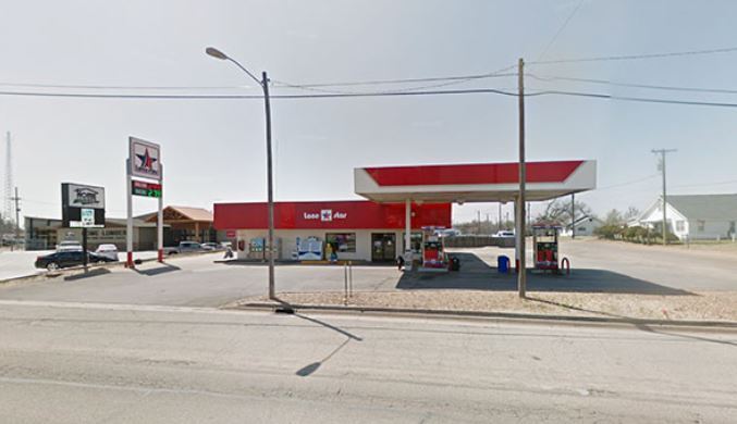 823 N Main St, Pratt, KS for sale - Primary Photo - Image 1 of 1