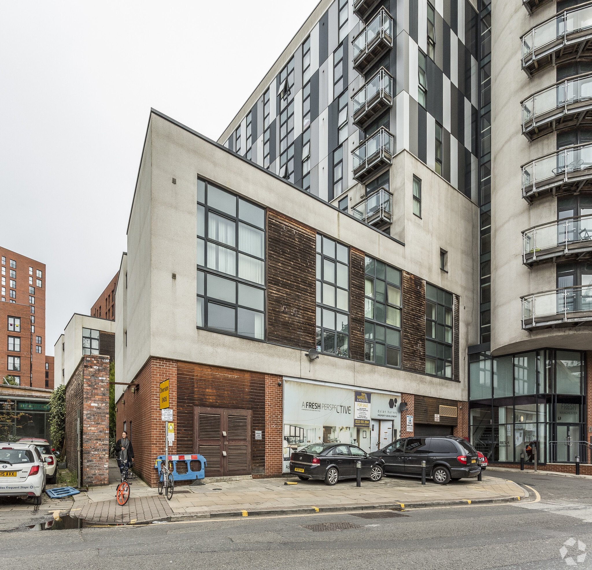 138 Chapel St, Salford for sale Primary Photo- Image 1 of 1