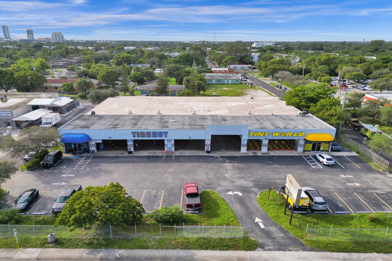 1260 W Sunrise Blvd, Fort Lauderdale, FL 33311 Retail for Sale