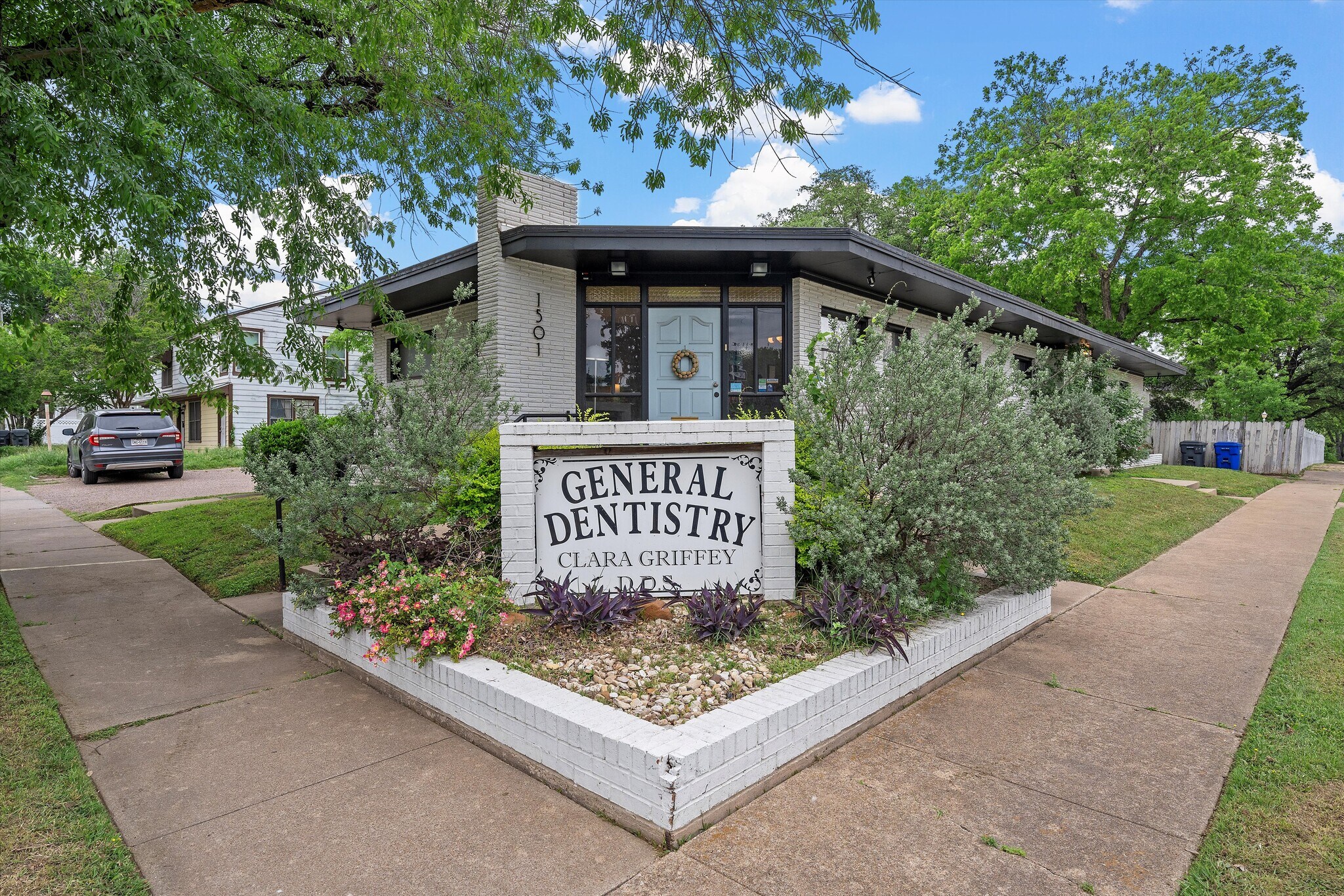 1501 N 25th St, Waco, TX for sale Primary Photo- Image 1 of 1