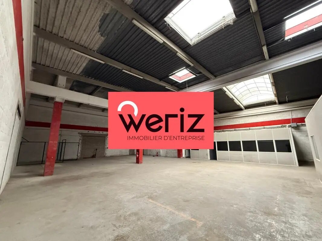 Industrial in Vitrolles for lease Building Photo- Image 1 of 11