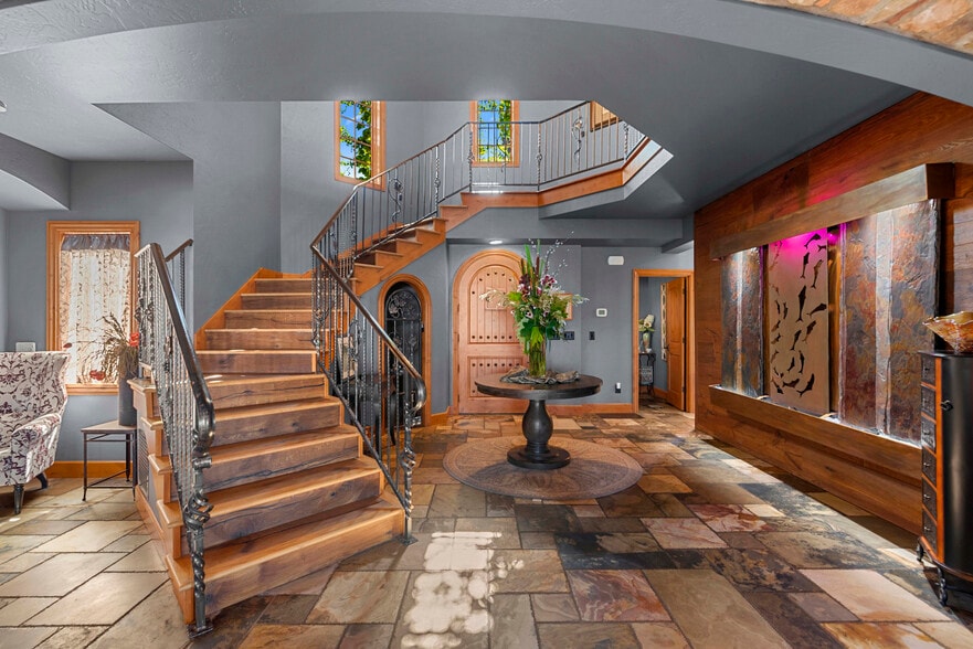 250 Karma Kanyon Dr, Chelan, WA for sale - Building Photo - Image 3 of 74