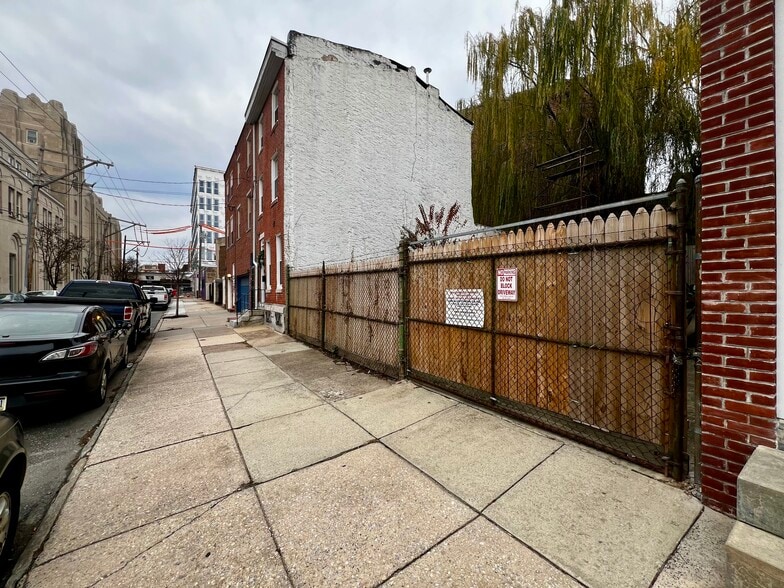 1313 Mount Vernon St, Philadelphia, PA for sale - Building Photo - Image 2 of 2