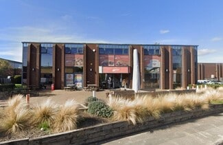 More details for 121 Yarmouth Rd, Slough - Industrial for Lease