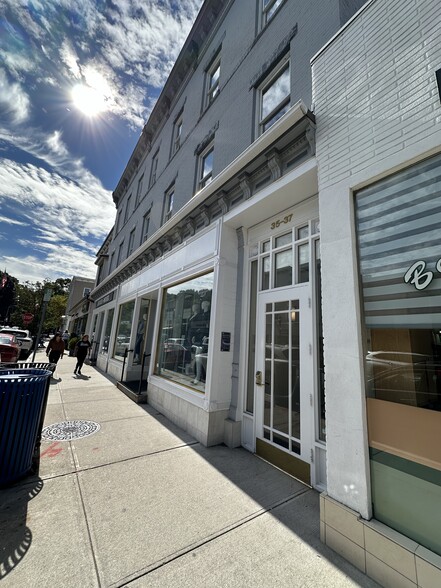 35-37 Purchase St, Rye, NY for lease - Building Photo - Image 1 of 7