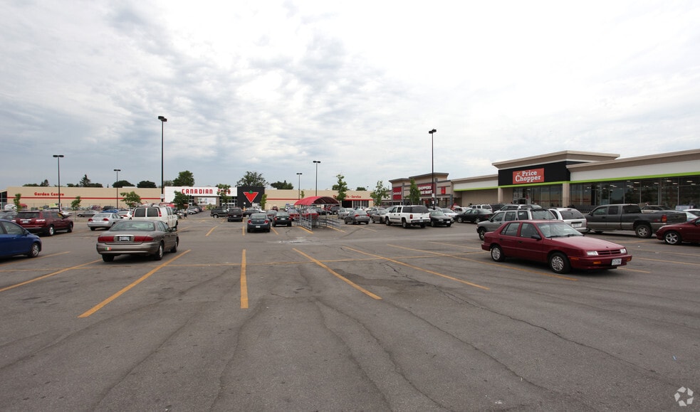 2400 Eglinton Ave, Toronto, ON for sale - Primary Photo - Image 1 of 1