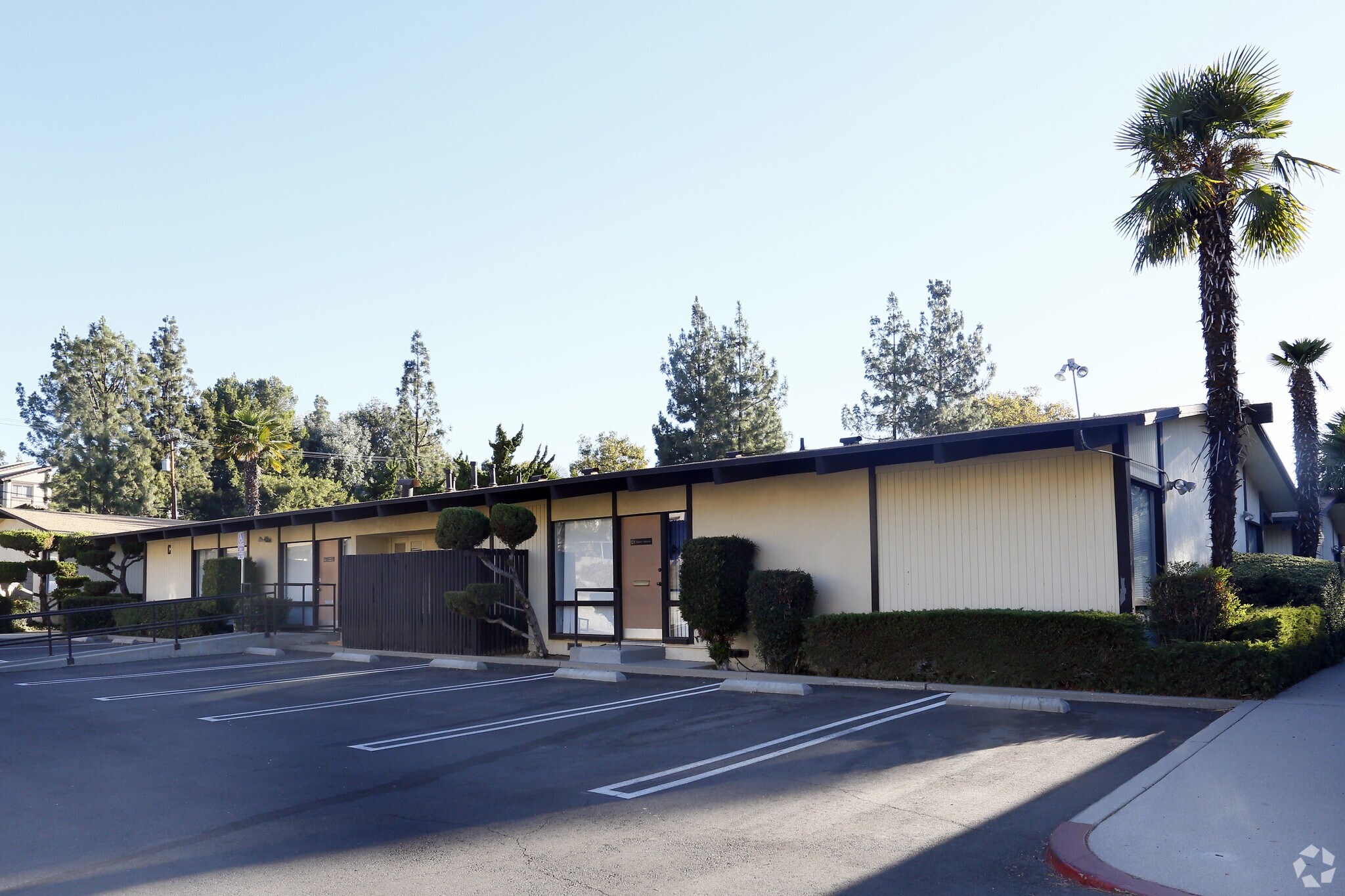 1459 E Thousand Oaks Blvd, Thousand Oaks, CA 91362 C