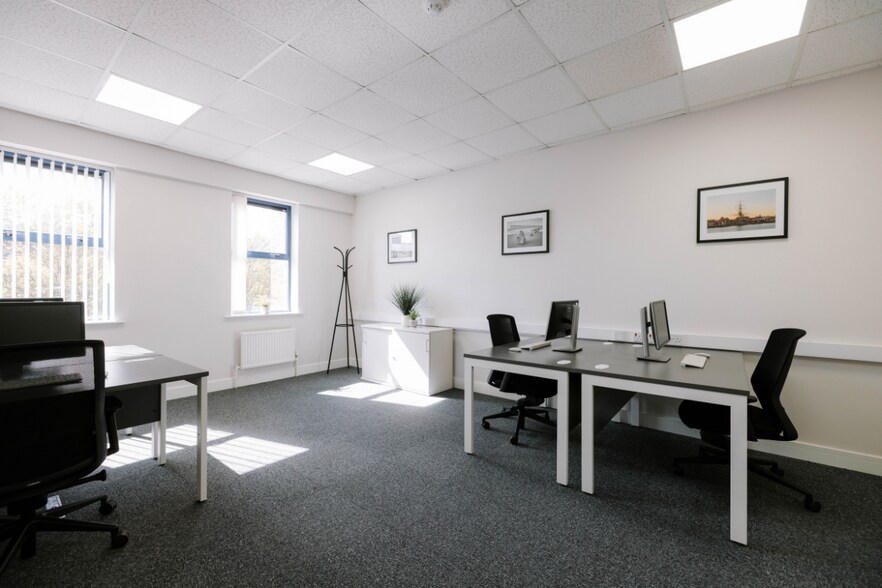 Wesley Sq, Hartlepool for lease - Interior Photo - Image 3 of 30