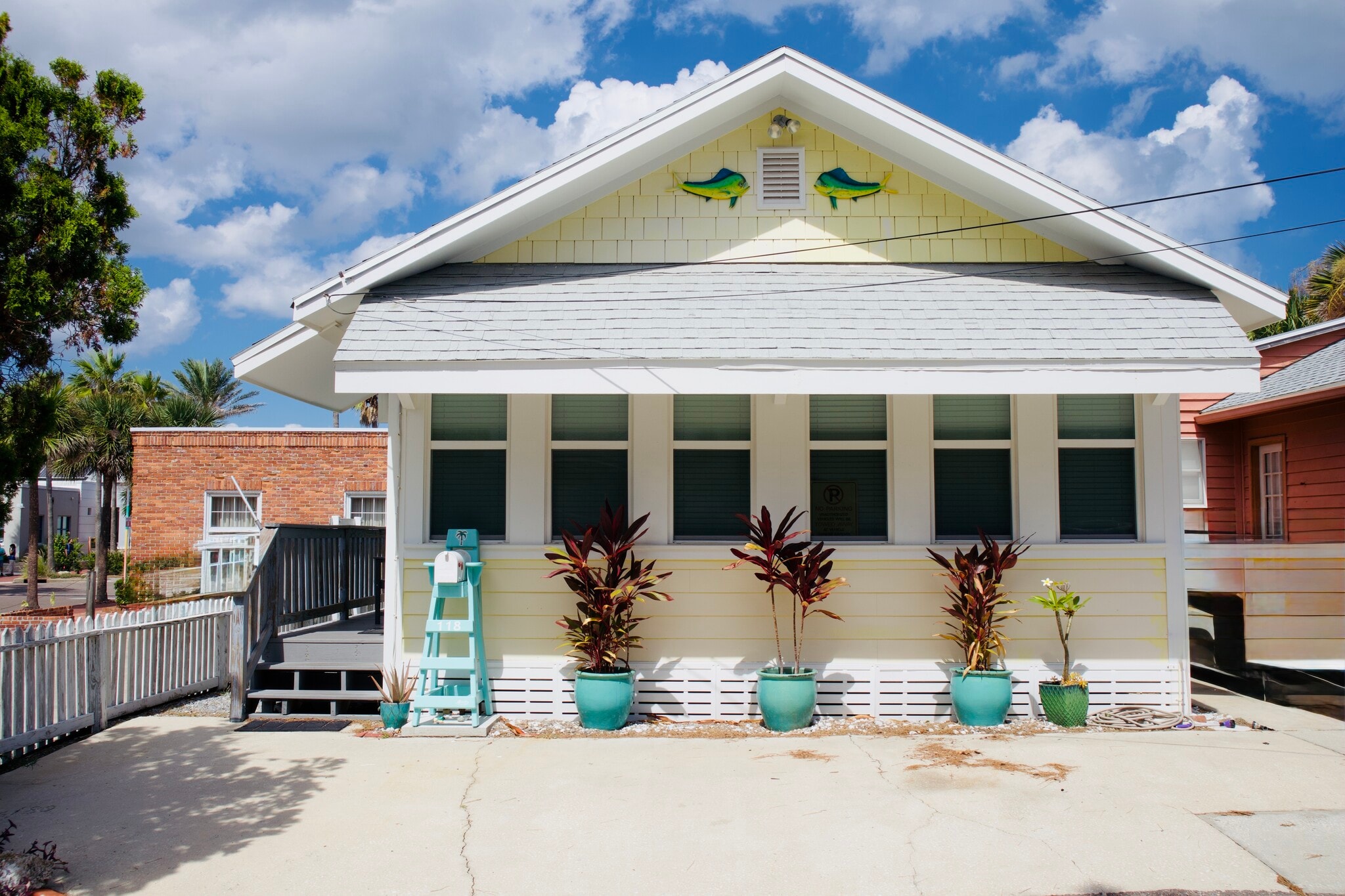 118 Hall Pl, Neptune Beach, FL for sale Primary Photo- Image 1 of 9