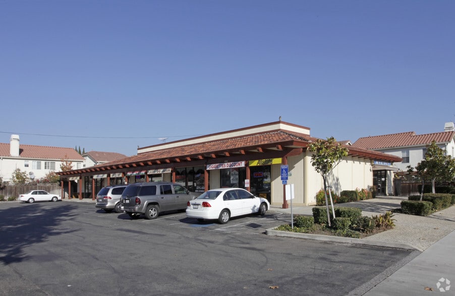 2980-2990 Union Ave, San Jose, CA for lease - Building Photo - Image 2 of 8