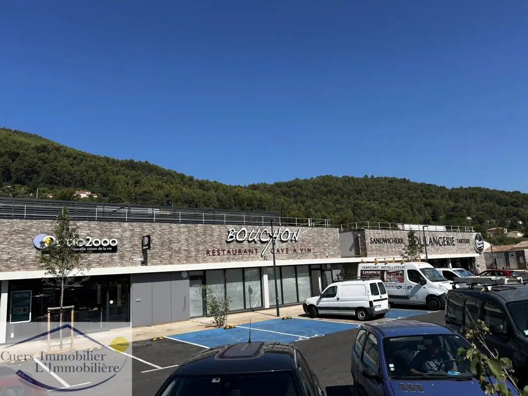 Retail in Cuers for sale Building Photo- Image 1 of 6