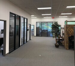 1346 Oakbrook Dr, Norcross, GA for lease Interior Photo- Image 2 of 4