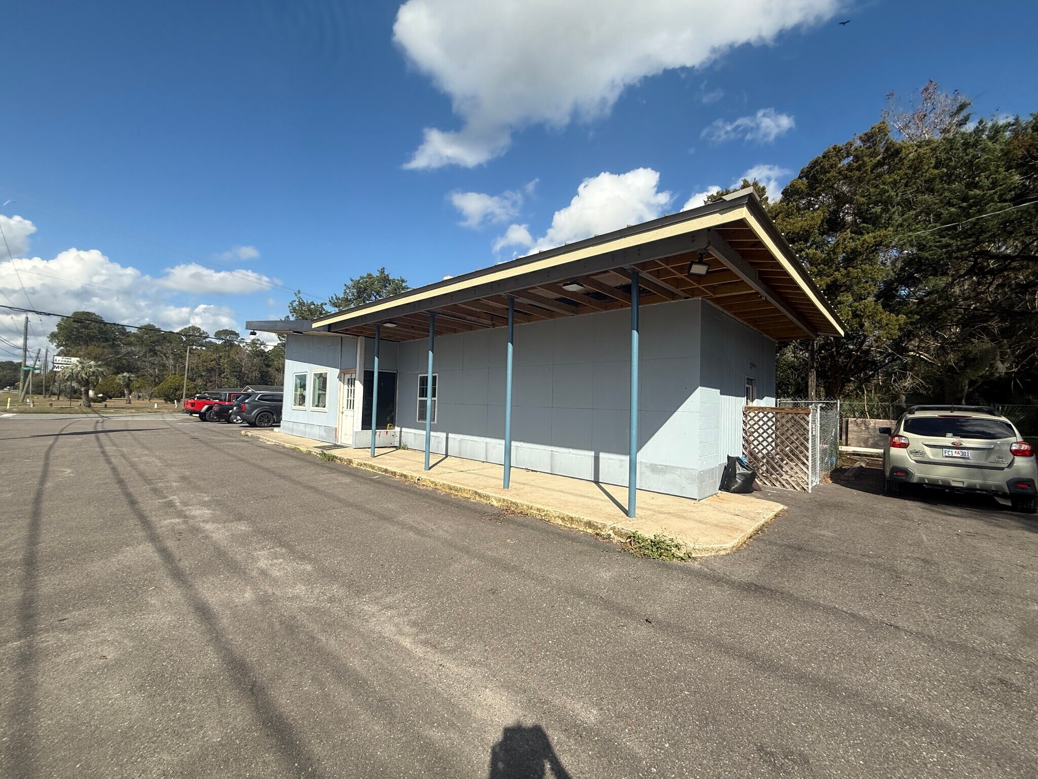 850918 Us-17, Yulee, FL for lease Interior Photo- Image 1 of 32