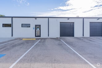 2911 Edith Ln, Haltom City, TX for lease Building Photo- Image 1 of 9