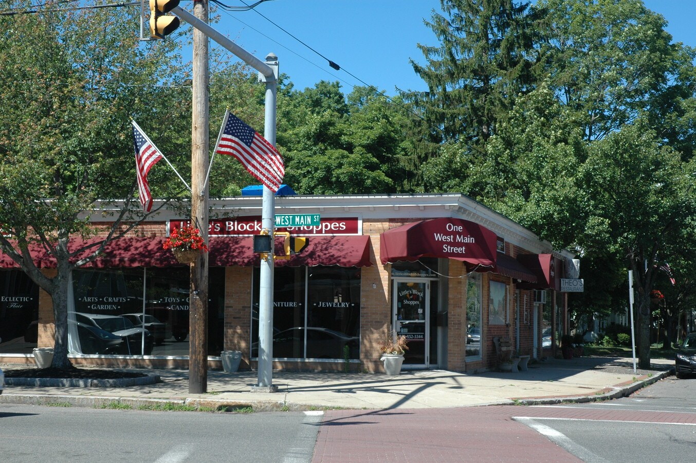 1 W Main St, MA, 01833 Retail Space For Lease