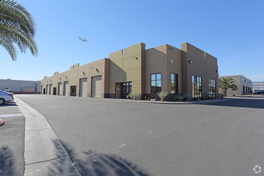 3855 E Patrick Ln, Las Vegas, NV for lease - Primary Photo - Image 1 of 14