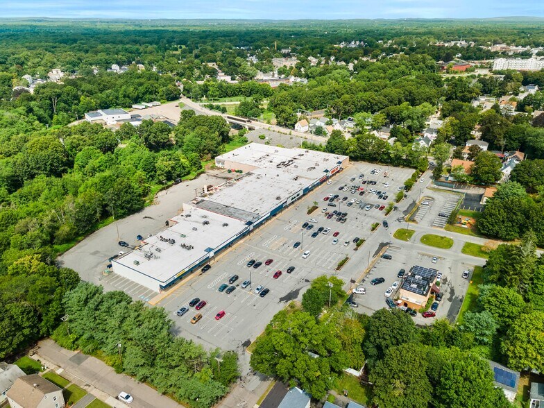 219 S Main St, Attleboro, MA for lease - Building Photo - Image 2 of 8
