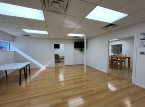 400 E St Elmo Rd, Austin, TX for lease Interior Photo- Image 2 of 11