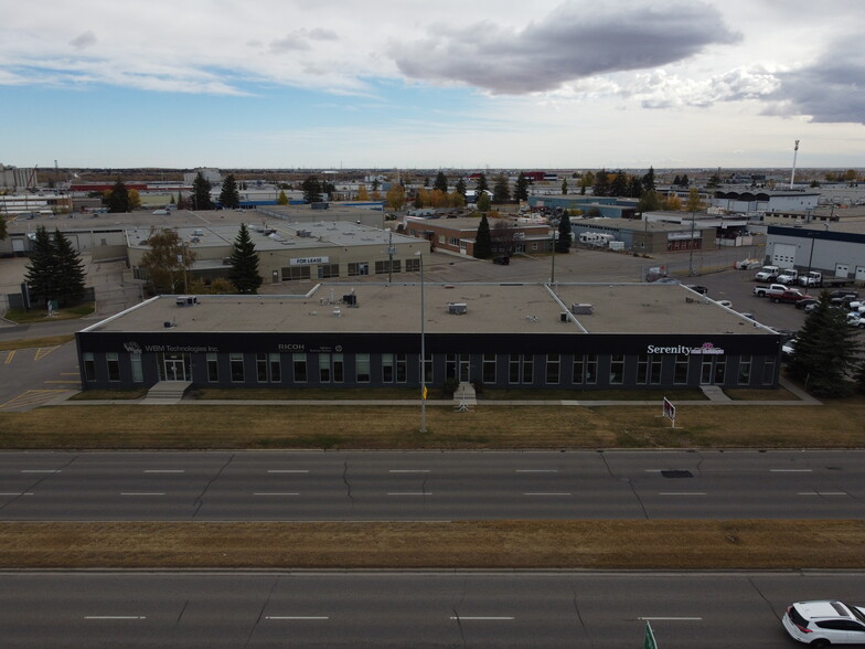 3602 Blackfoot Trl SE, Calgary, AB T2G 4E6 | LoopNet