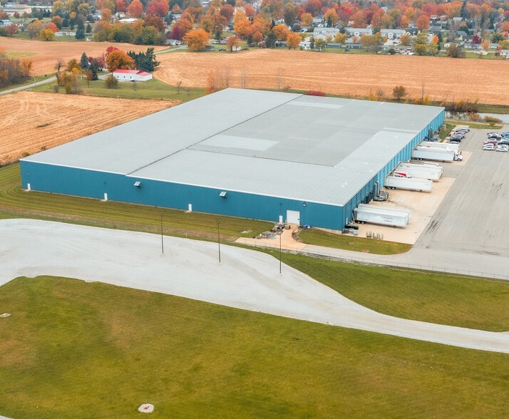 902 H.L. Thompson Jr. Dr, Ashley, IN for sale - Building Photo - Image 2 of 14