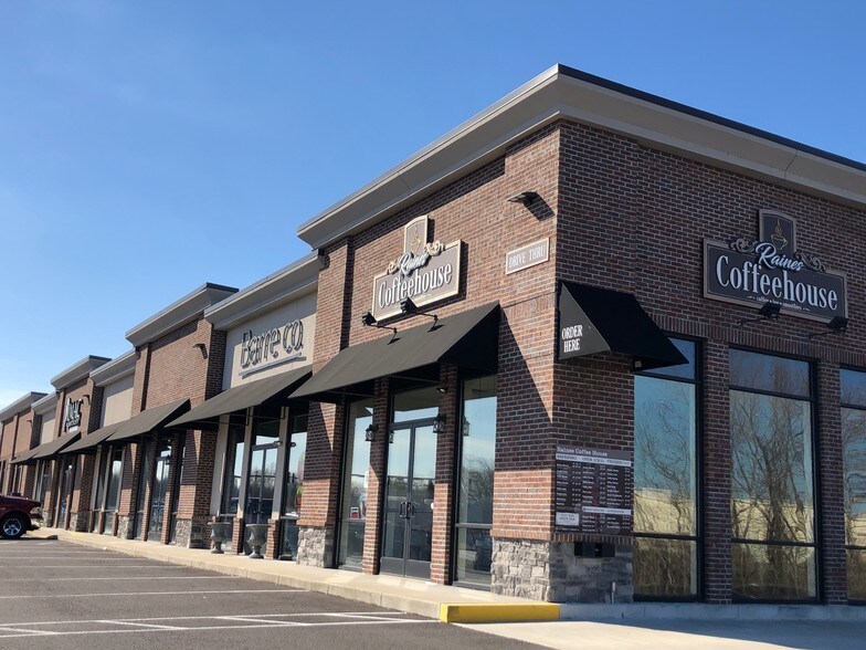 2725 James Sanders Blvd, Paducah, KY 42001