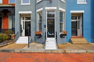 16 E Main St, Richmond VA - Storefront Property