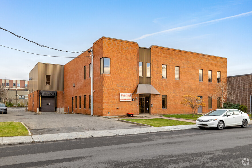 1300 Rue De Louvain O, Montréal, QC for lease - Primary Photo - Image 1 of 29