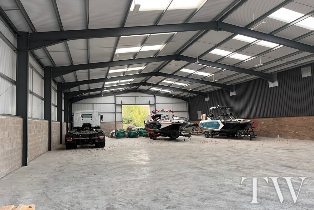 87 Moss Side Industrial Estate, Leyland, PR26 7QR Unit 87, Bison