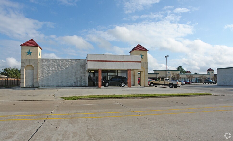 8190 9th Ave, Port Arthur, TX for sale - Primary Photo - Image 1 of 1