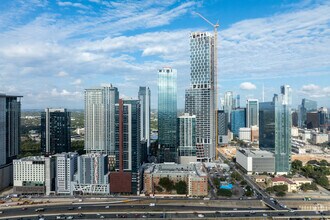 610 Davis St, Austin, TX - AERIAL map view