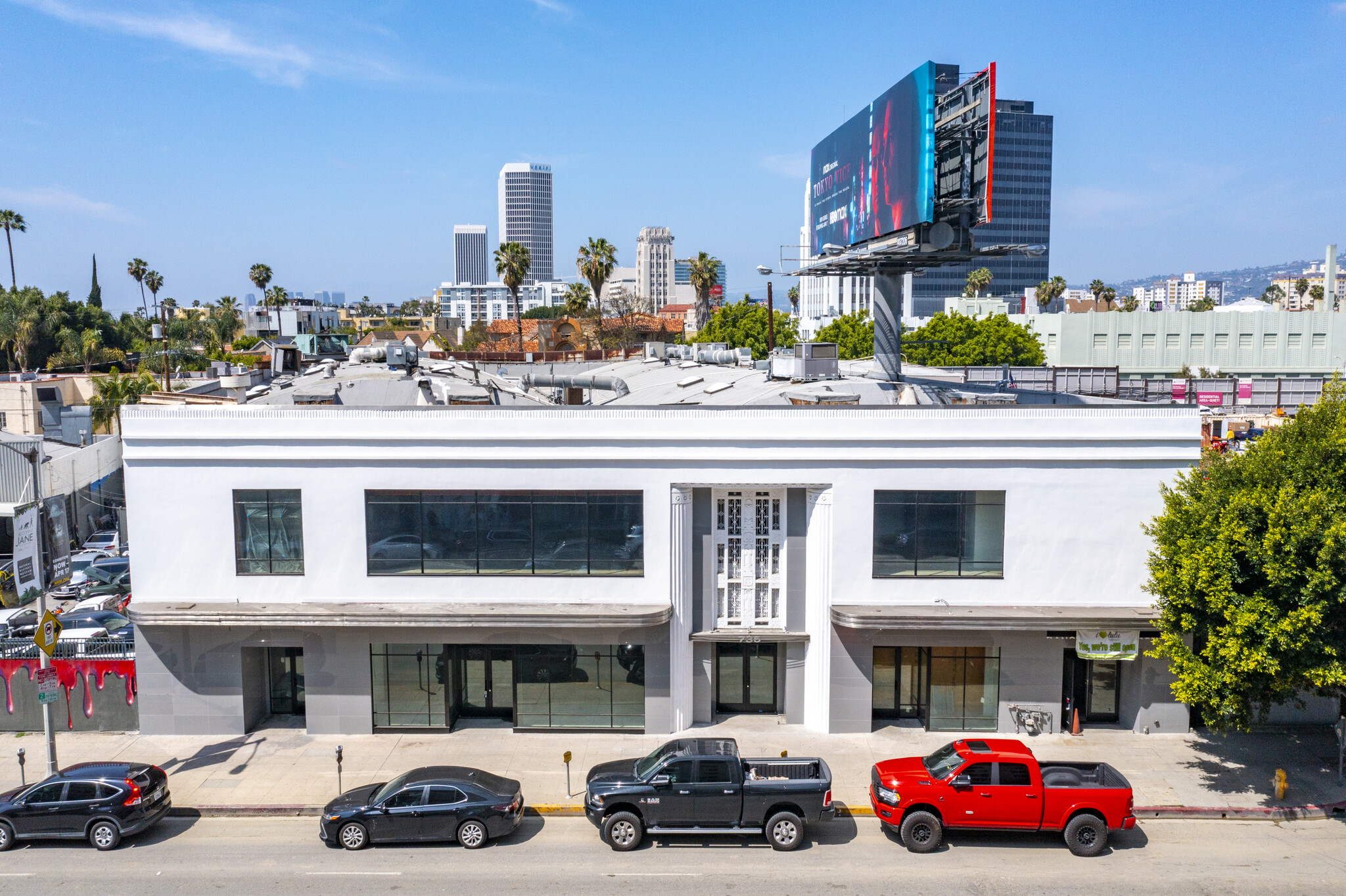 735 S La Brea Ave, Los Angeles, CA for lease Building Photo- Image 1 of 7