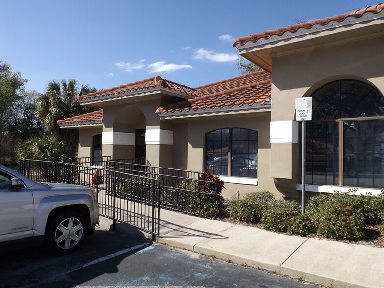 601 E Dixie Ave, Leesburg, FL for lease - Building Photo - Image 1 of 19