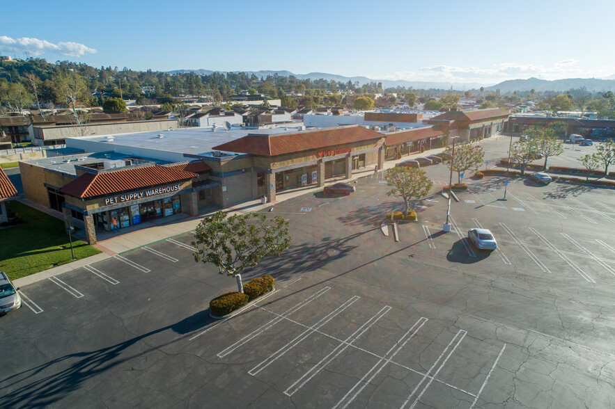 5729-5789 E La Palma Ave, Anaheim, CA for lease - Building Photo - Image 3 of 14