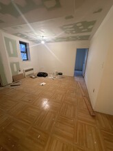 6910 Avenue U, Brooklyn, NY for lease Interior Photo- Image 1 of 8